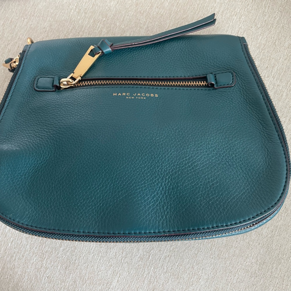 blue green pebble leather , crossbody bag marc Jacob